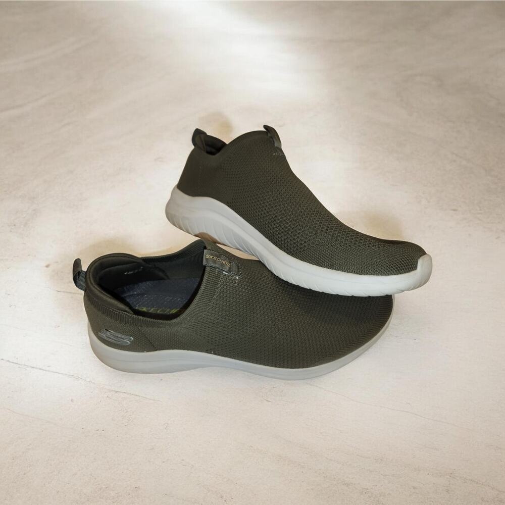 Skechers Ultra Flex 3.0 Smooth Step Hands Free Slip-Ins Green Memory Foam Sz 10